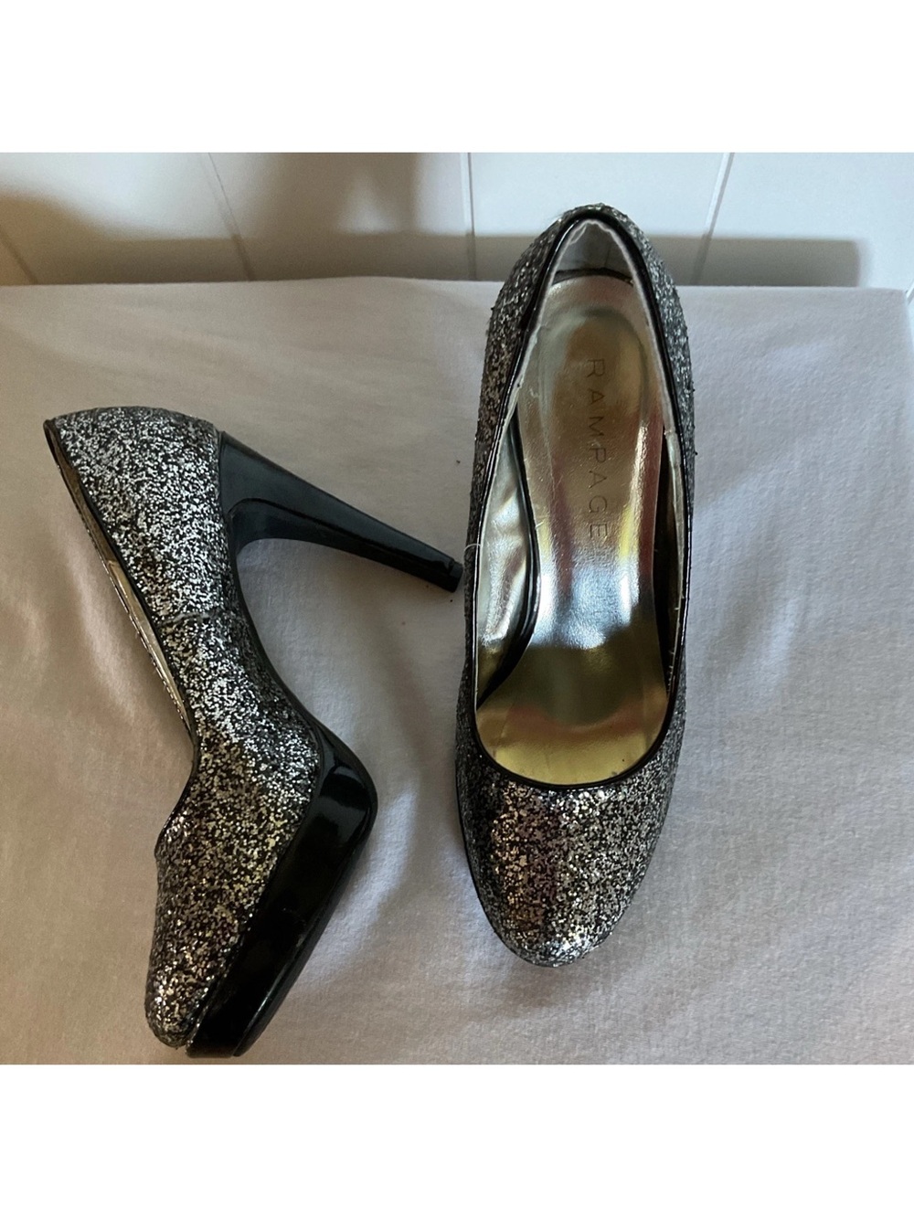 Rampage Silver Glitter High Heel Pumps
